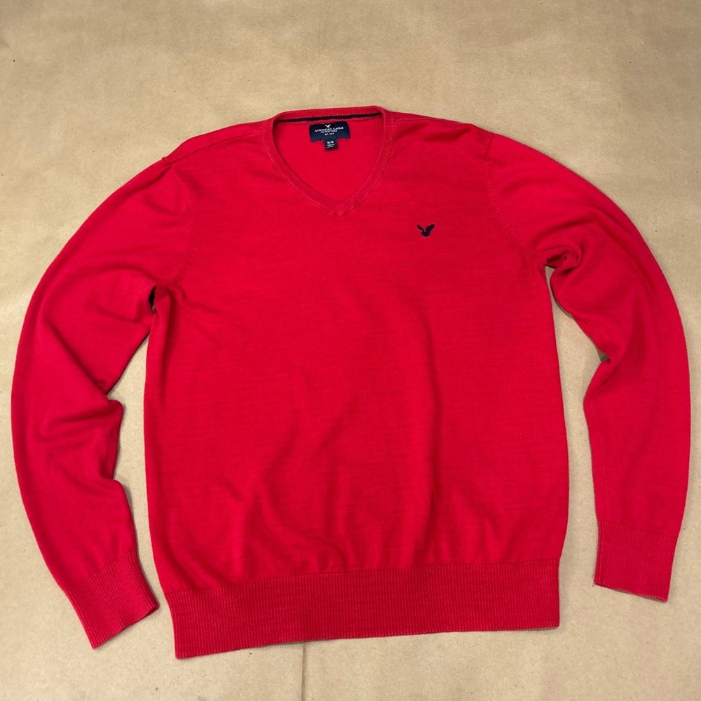 American Eagle Red V-Neck Sweater Mens Medium - Picture 2 of 11